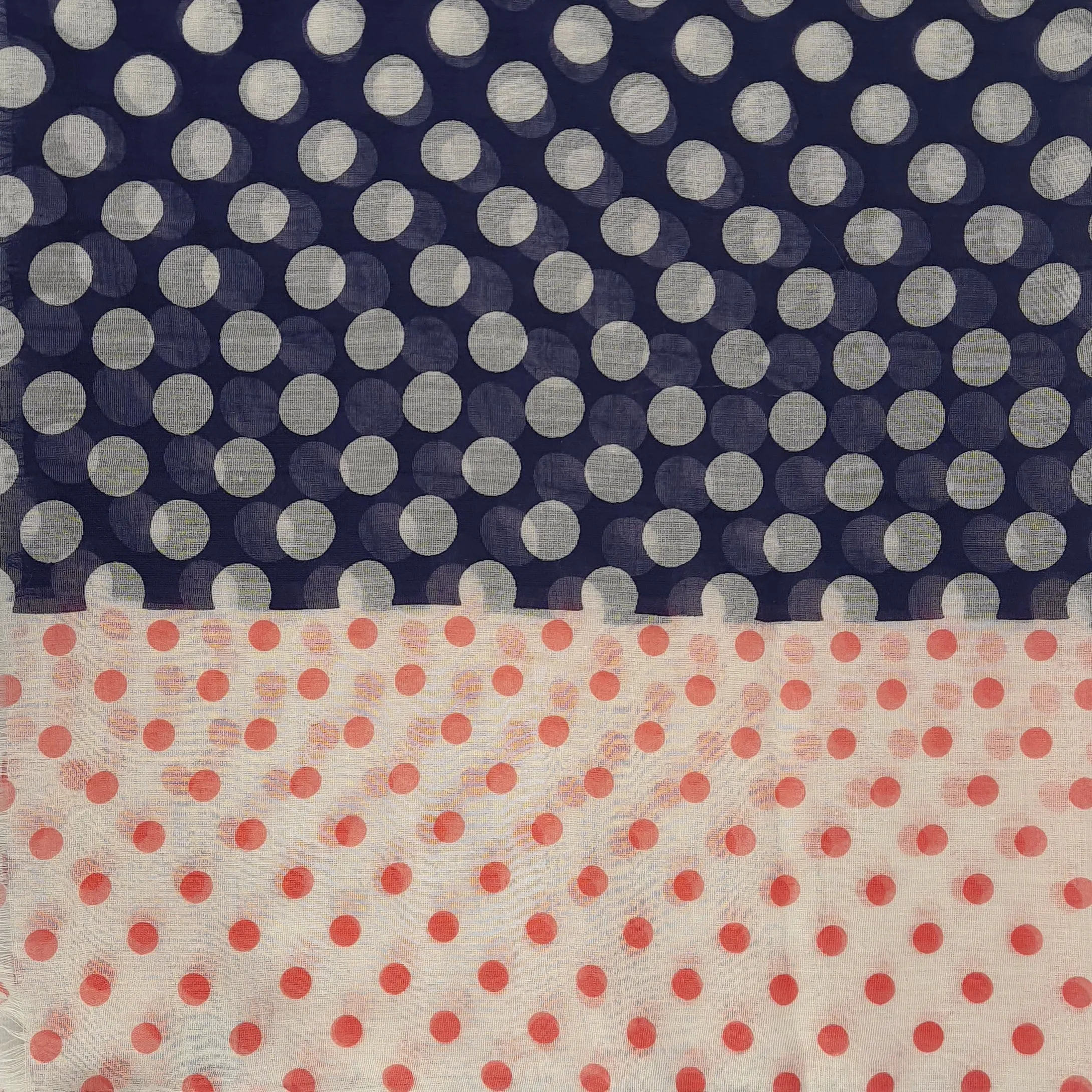 Bufanda Isaac Mizrahi Polka Dot Marfil Y Azul  Con Pepas Rosadas  Icl4921P09