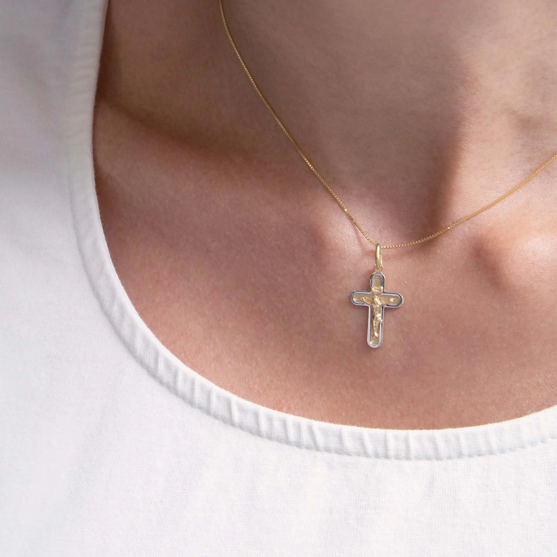 CRUCIFIX PENDANT - VERMEIL SILVER