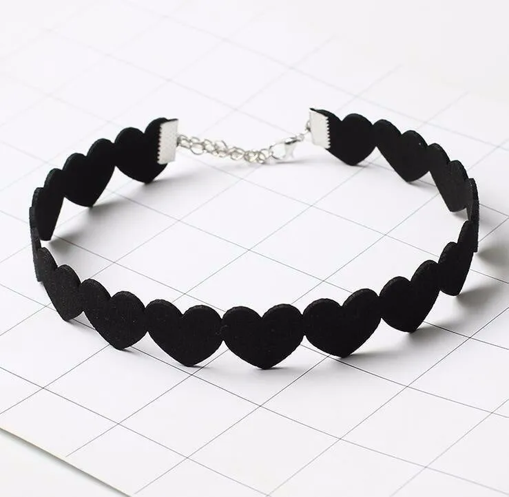 Velvet Heart Choker